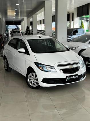 CHEVROLET ONIX 1.4 MPFI LT 8V FLEX 4P MANUAL CHEVROLET ONIX 1.4 MPFI LT 8V FLEX 4P MANUAL
